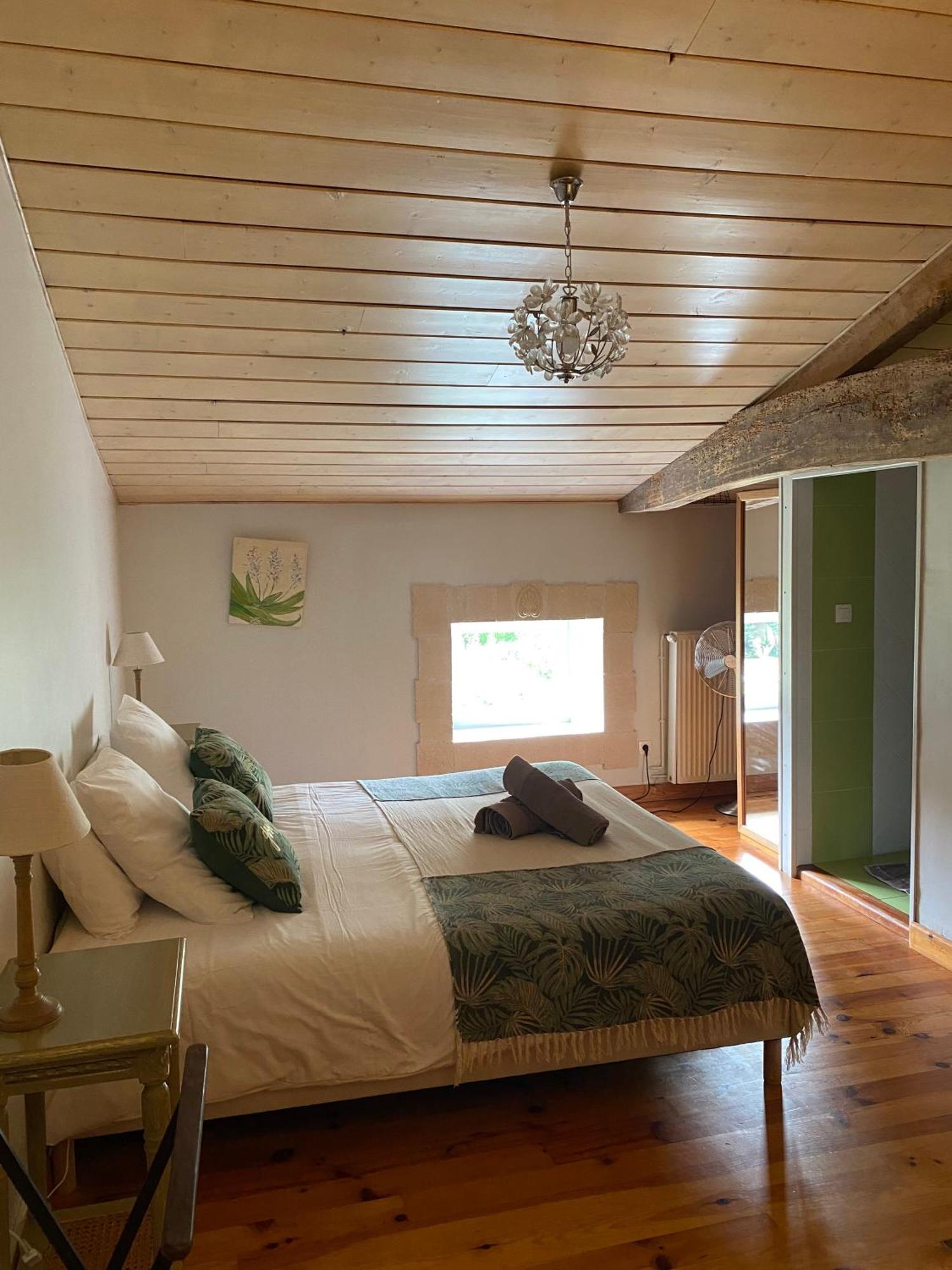 Maison D'Emmannaelle Auros Экстерьер фото