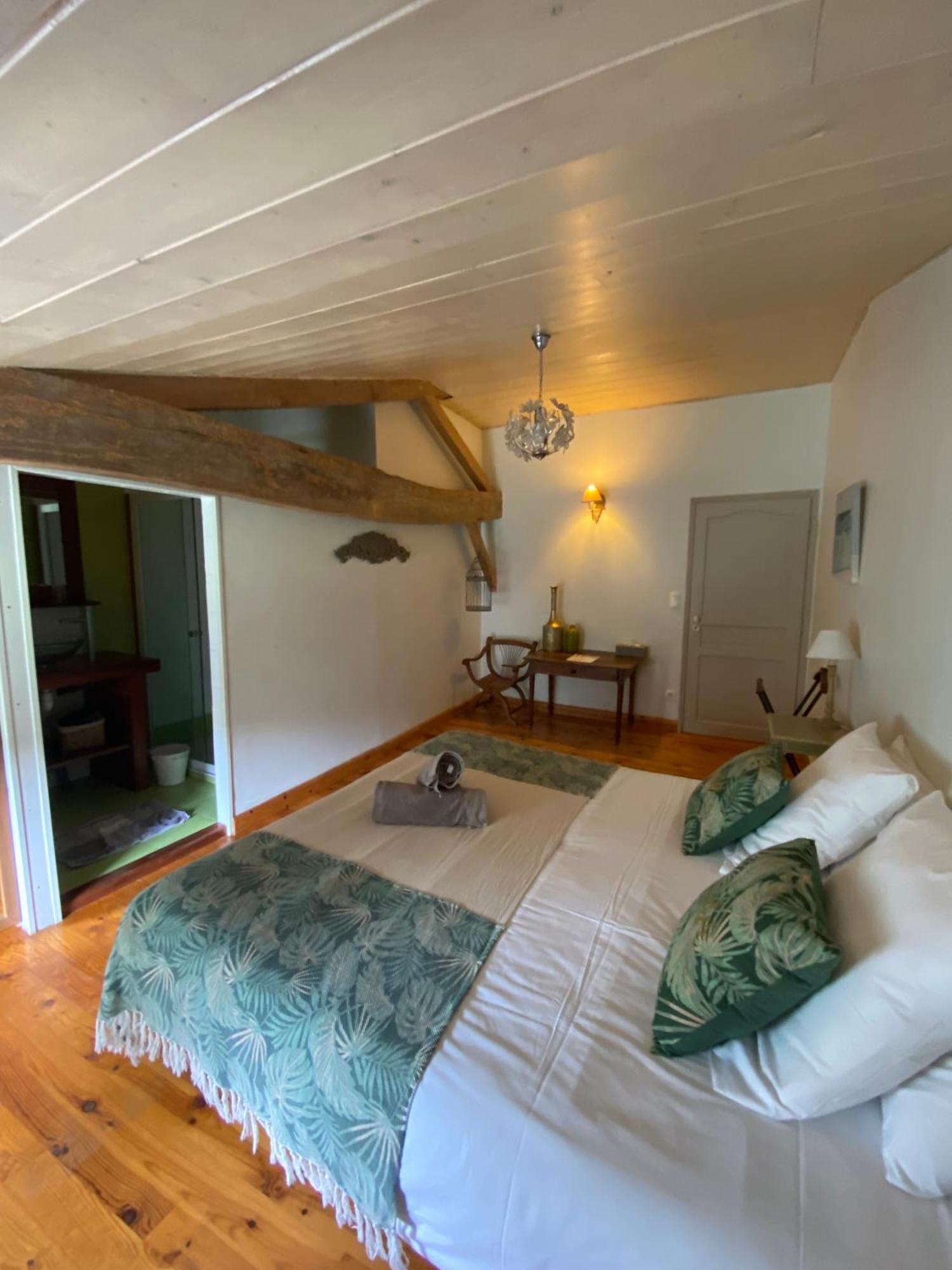 Maison D'Emmannaelle Auros Экстерьер фото